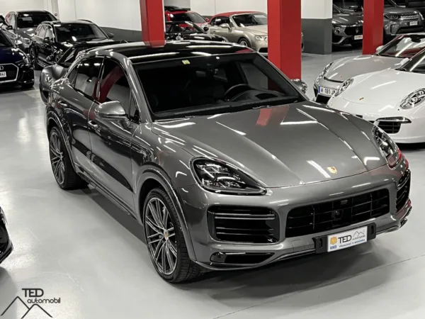 Porsche Cayenne Turbo Coupe 550cv 04