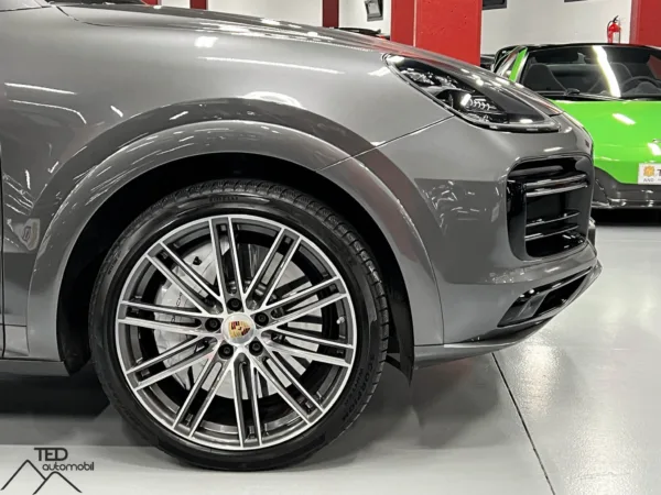 Porsche Cayenne Turbo Coupe 550cv 07