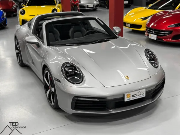 Porsche 911 Carrera Targa 4 S 992 450cv 03