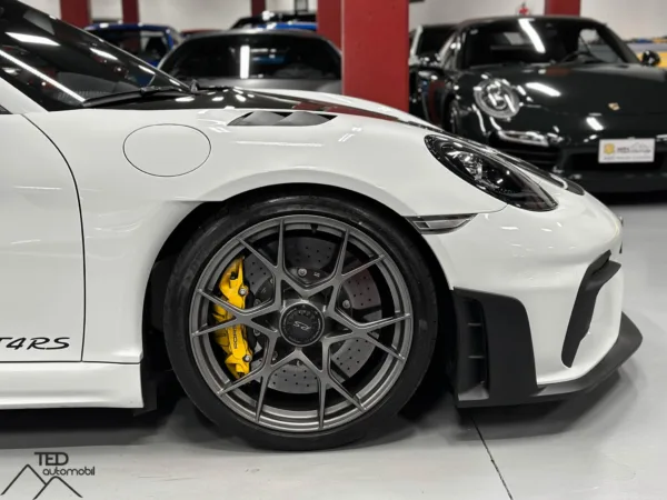 Porsche Cayman GT4 RS 500cv Weissach RS Ceramics 05