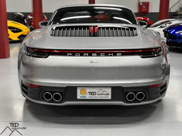 Porsche 911 Carrera Targa 4 S 992 450cv 07