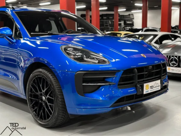 Porsche Macan 245cv Blau 03