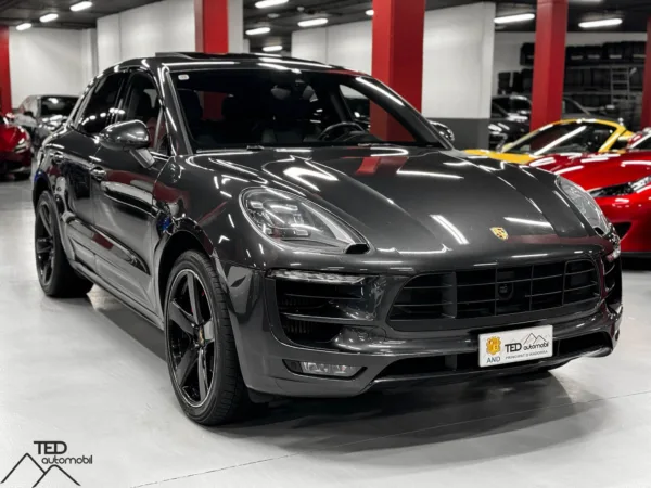 Porsche Macan GTS 360cv Gris 03