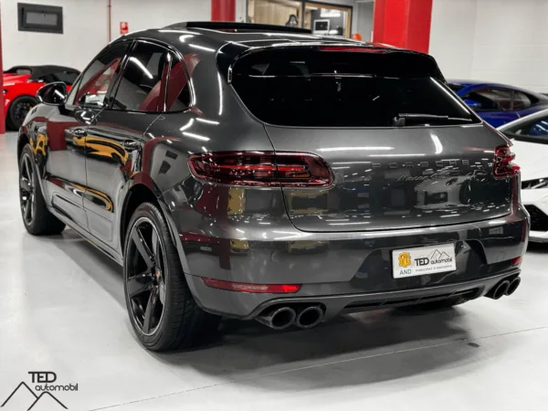 Porsche Macan GTS 360cv Gris 07