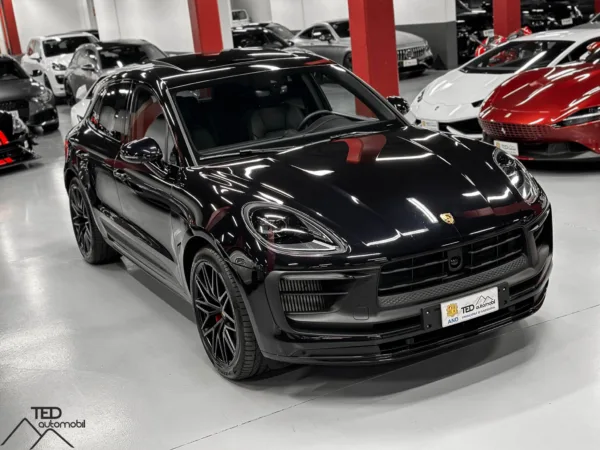 Porsche Macan GTS 440cv Negre n02 04