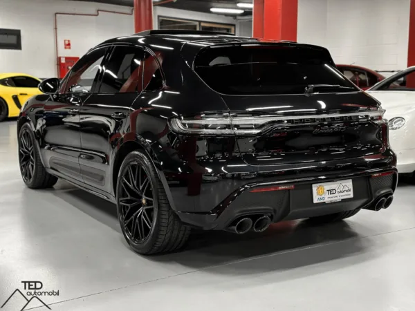 Porsche Macan GTS 440cv Negre n02 09