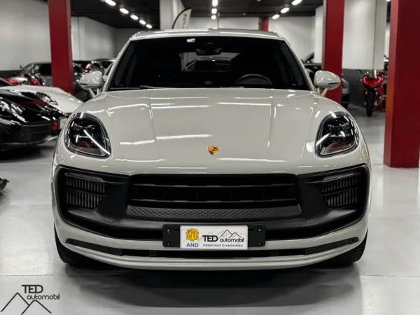 Porsche Macan GTS 440cv Gris n01 02