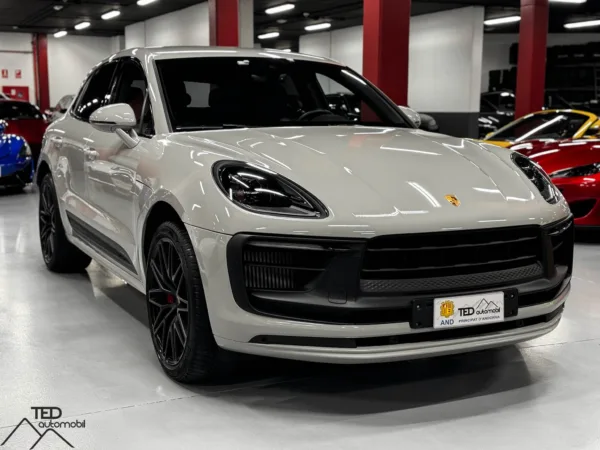 Porsche Macan GTS 440cv Gris n01 03