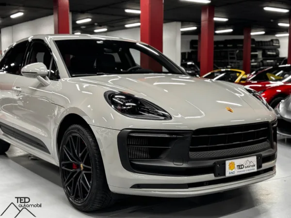 Porsche Macan GTS 440cv Gris n01 04