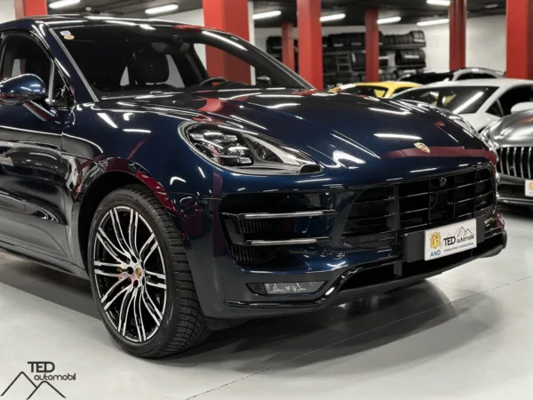 Porsche Macan Turbo Performance 440cv PDK Frens Ceramics i Akrapovic 04