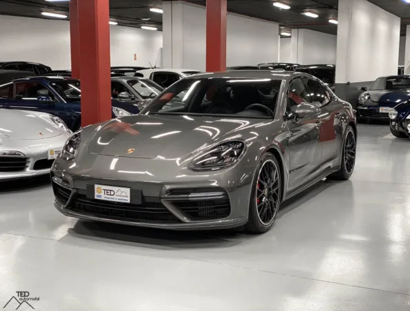 Porsche Panamera Turbo 550cv Gris Principale