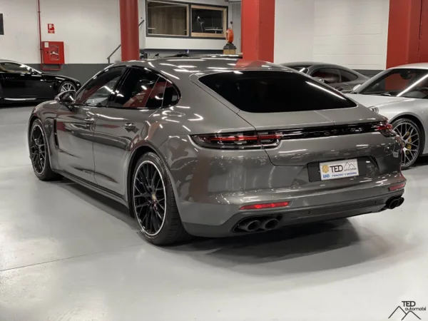 Porsche Panamera Turbo 550cv Gris 08