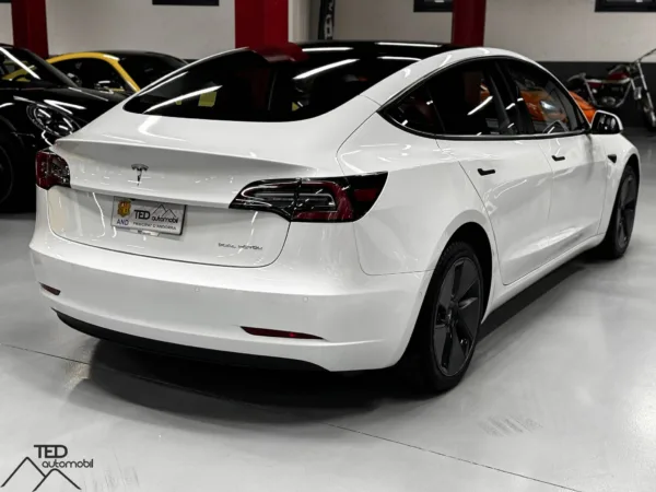 Tesla Model 3 4x4 497cv 05