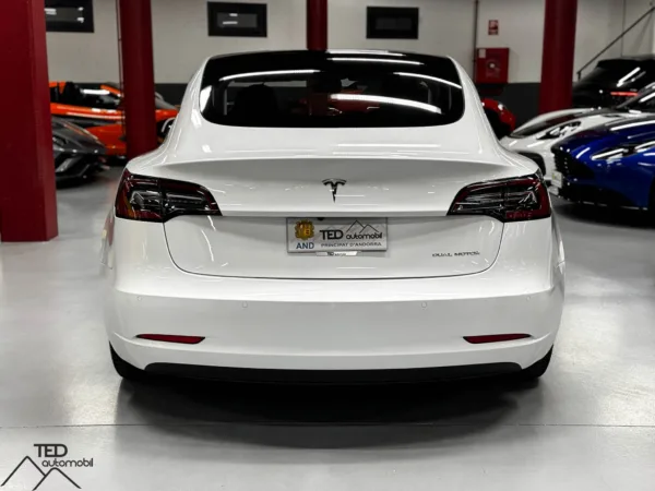 Tesla Model 3 4x4 497cv 06