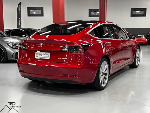 Tesla Model 3 Long Range 441cv 07