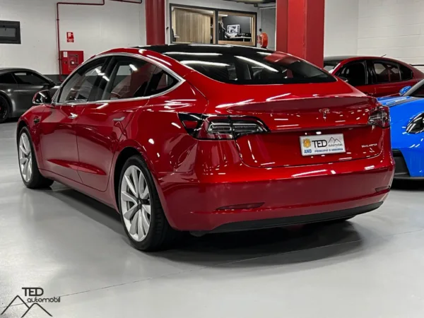 Tesla Model 3 Long Range 441cv 09