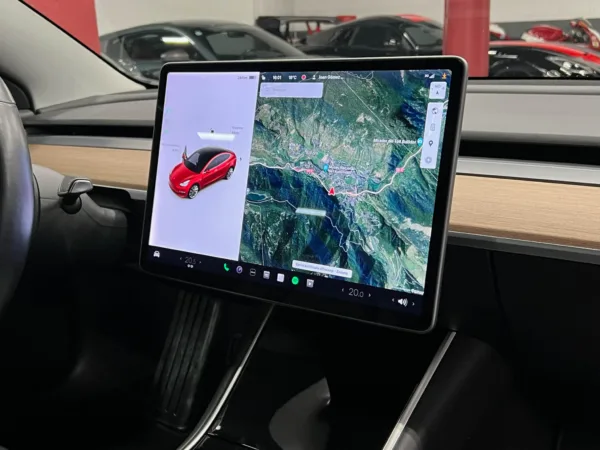 Tesla Model 3 Long Range 441cv 14