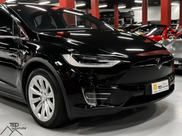 Tesla Model X 90 D 4x4 422cv 05