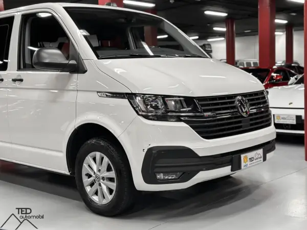 Volkswagen T6 Caravelle 150cv 4x4 DSG NOVA 05