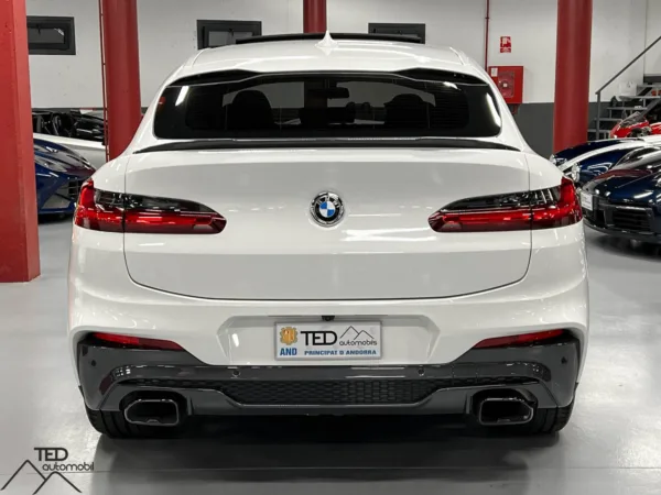 BMW X4 M40i 354cv Blanc 07