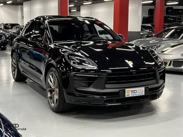 Porsche Macan GTS 440cv Negre n03 03