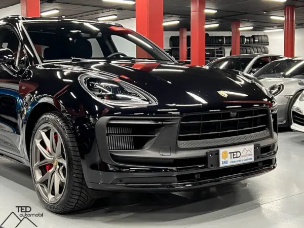 Porsche Macan GTS 440cv Negre n03 04