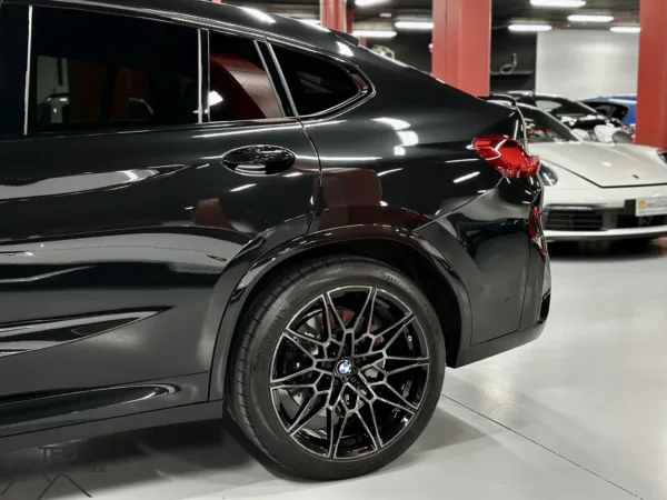 BMW X4 M Competition 510cv Negre Model 2022 07