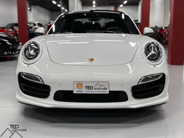 Porsche 911 991 Turbo 02