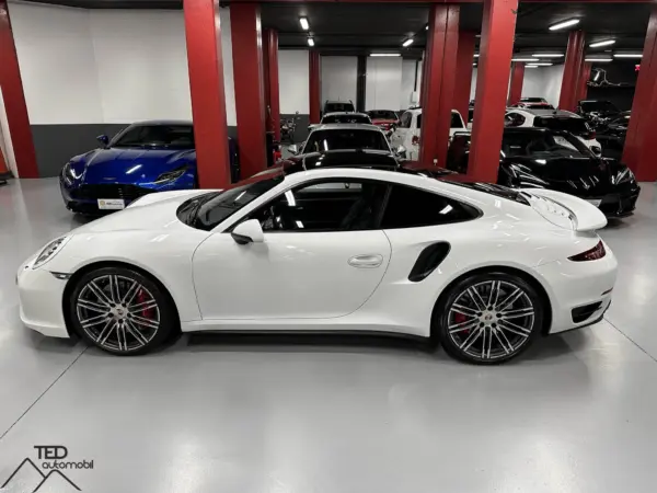 Porsche 911 991 Turbo 09