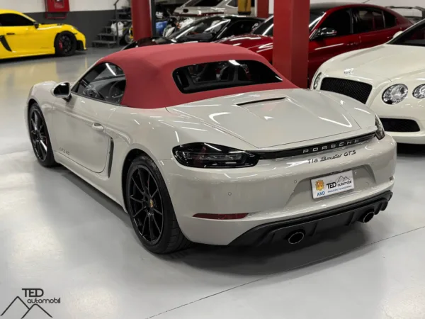 Porsche Boxster 718 GTS 4 0 400cv PDK 11