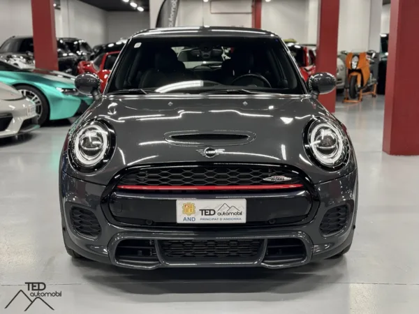 Mini John Cooper Works canvi manual 231cv 02