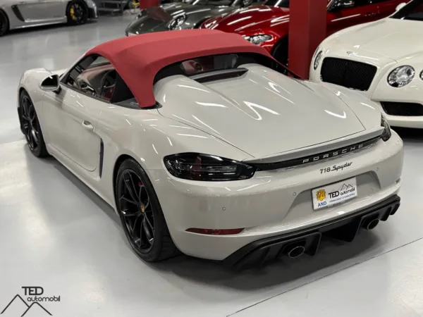 Porsche 718 Boxster Spyder Cabriolet 420cv 11