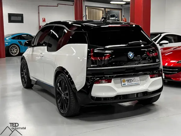 BMW I3 S Electric REX 184cv Interior Alcantara 08