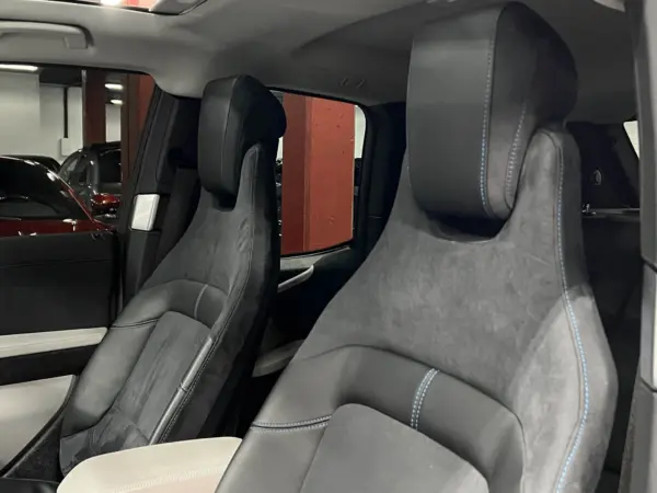 BMW I3 S Electric REX 184cv Interior Alcantara 11