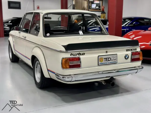 BMW 2002 Turbo 170cv 09