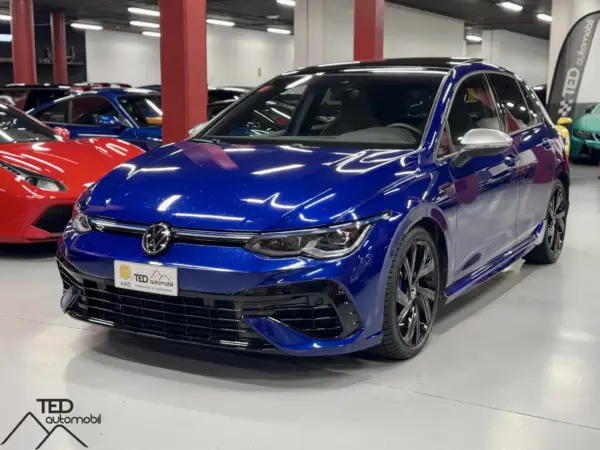 VOLKSWAGEN GOLF R 320 BLAU