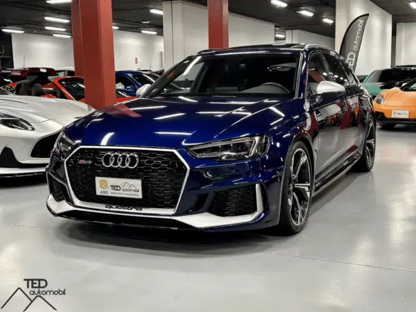 AUDI RS4 BLAU PRINCI