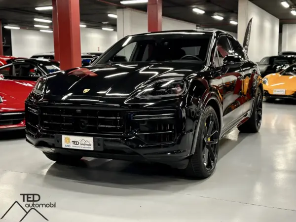 PORSCHE CAYENNE TURBO HYBRID NEGRE LLANDES TURBO GT PRINCI