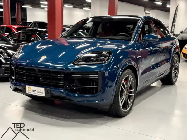 PORSCHE CAYENNE TURBO HYBRID BLAU PRINCI