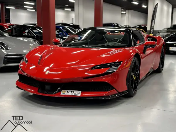 FERRARI SF90 SPIDER VERMELL PRINCI