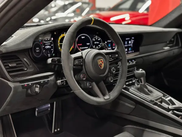 Porsche 911 992 GT3 RS Weissach 525cv 09 copia