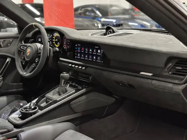 Porsche 911 992 GT3 RS Weissach 525cv 15 copia