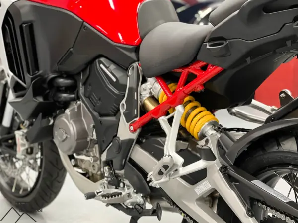 Ducati Multistrada V4 11