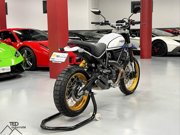 Ducati Scrambler 06