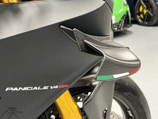 Ducati V4 11