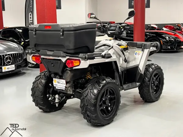 Polaris Quad 570 09