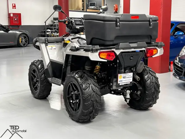 Polaris Quad 570 11