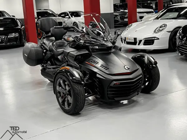 Can Am Spyder F3 03