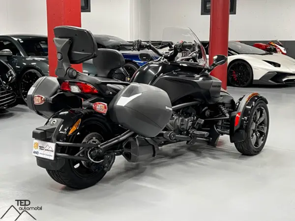 Can Am Spyder F3 08