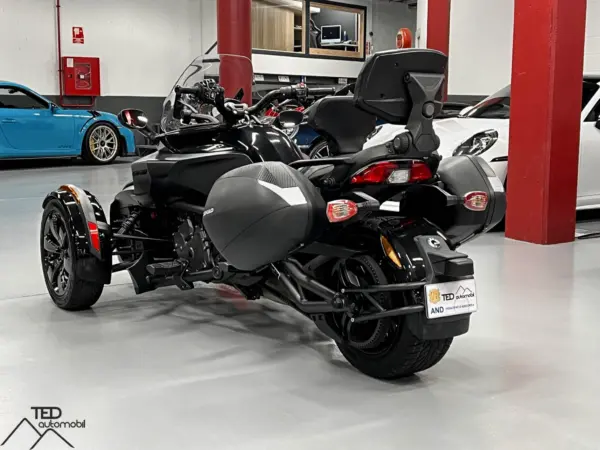 Can Am Spyder F3 10